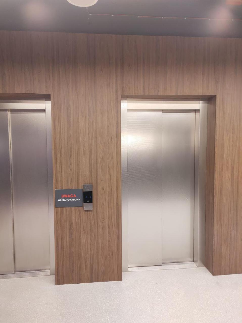 Totu Today-Plac Wolnosci 6 Apartamenty, Faktura Vat, Self Check-In ポズナン エクステリア 写真